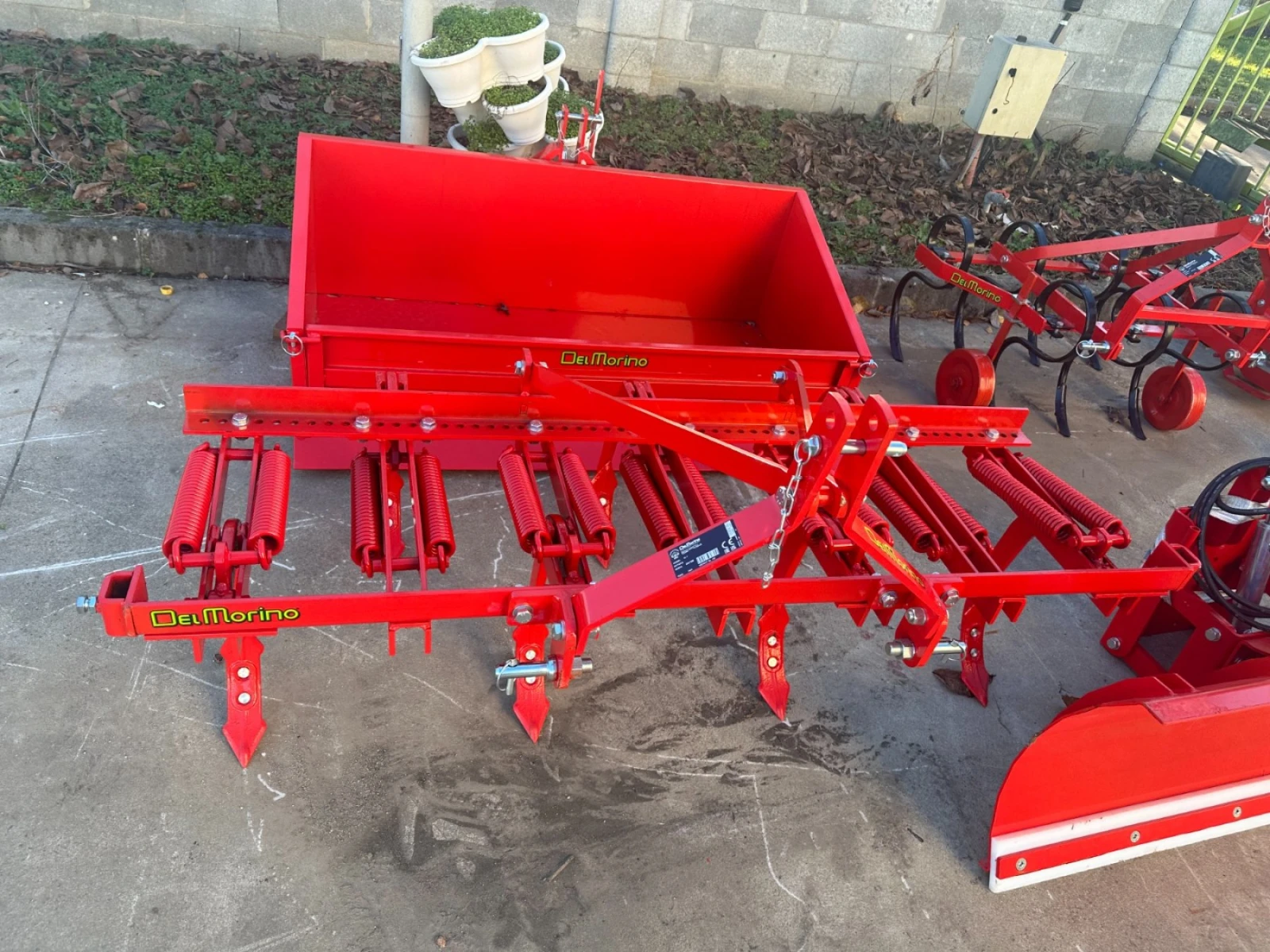    Del Morino  CL | Mobile.bg   11