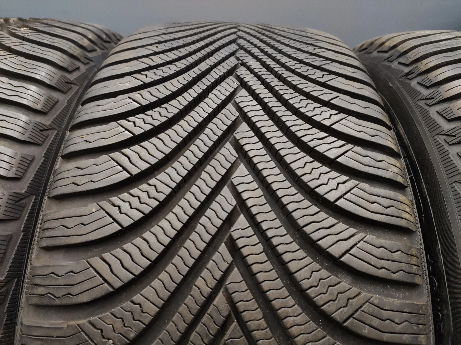  225/55R17 | Mobile.bg   2