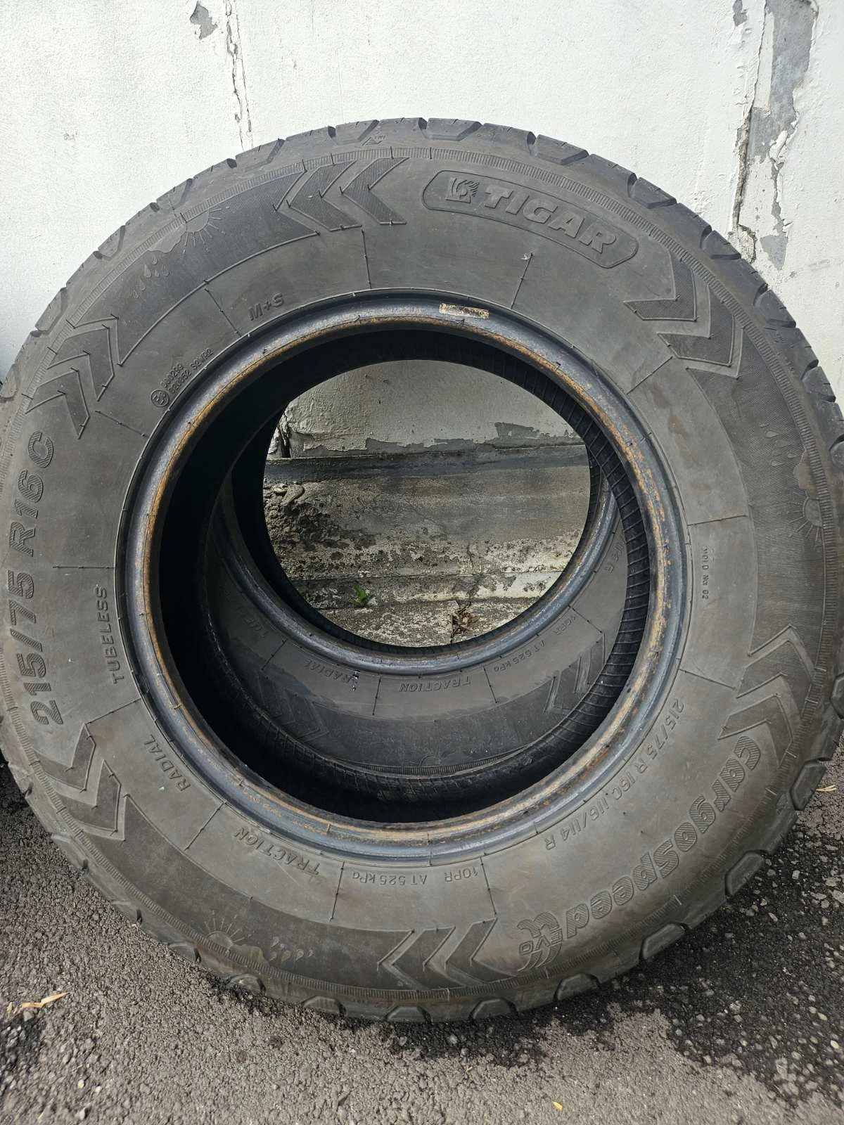 Гуми Летни 215/75R16, снимка 6 - Гуми и джанти - 54236512