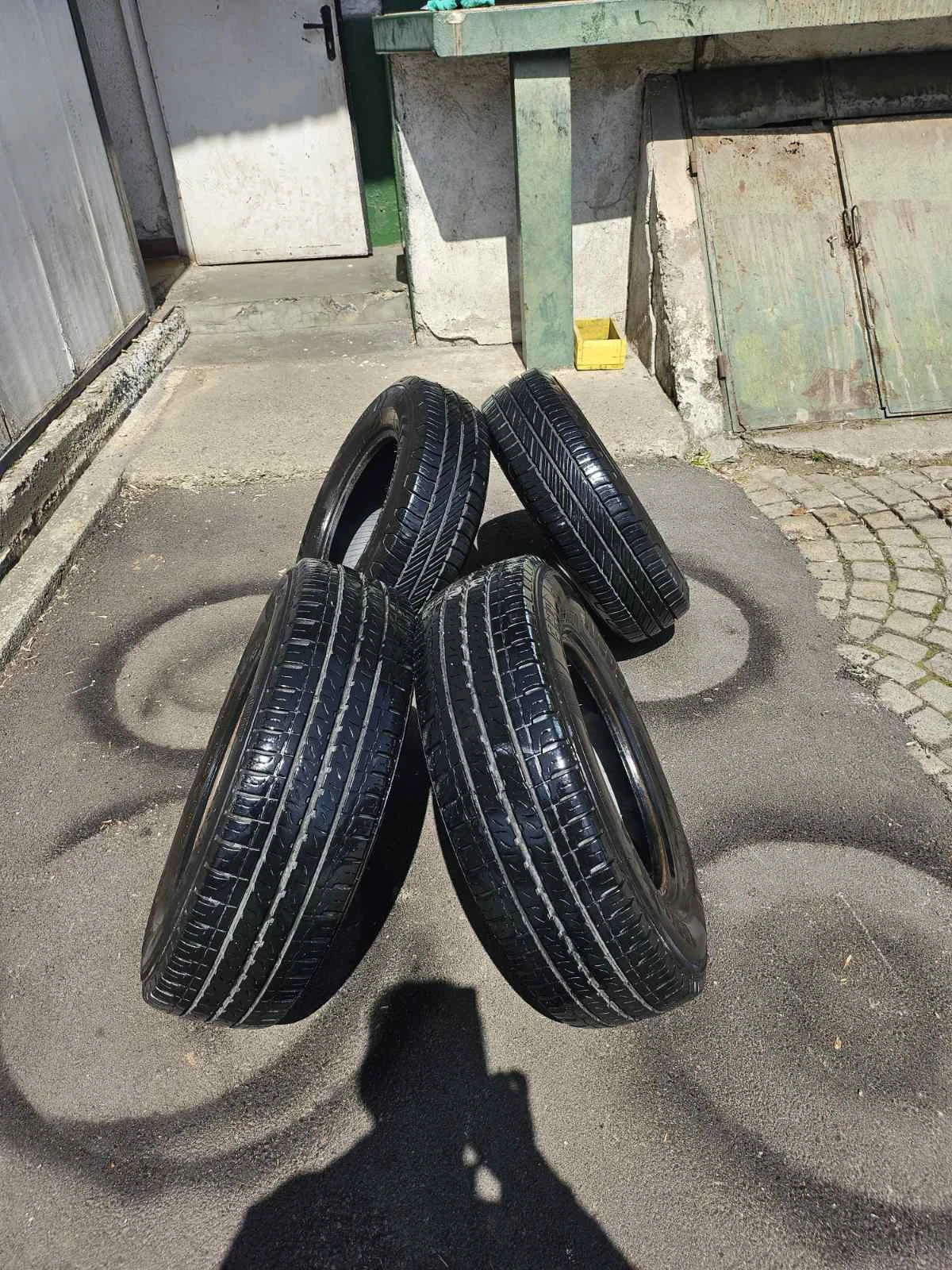 Гуми Летни 215/75R16, снимка 12 - Гуми и джанти - 54236512