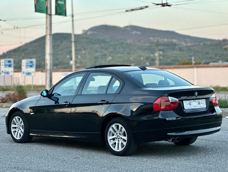 BMW 320 D * NAVI* ITALY* , снимка 7 - Автомобили и джипове - 47369675