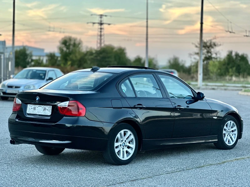 BMW 320 D * NAVI* ITALY* , снимка 5 - Автомобили и джипове - 47369675