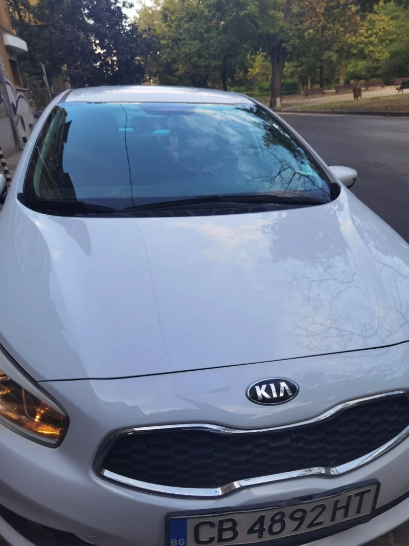 Kia Ceed 1.4 diesel, снимка 3 - Автомобили и джипове - 53021060