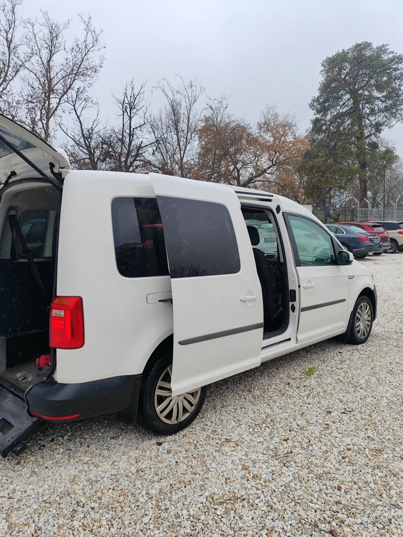 VW Caddy 2.0, 150к.с. Инвалиден, снимка 15 - Автомобили и джипове - 52672285