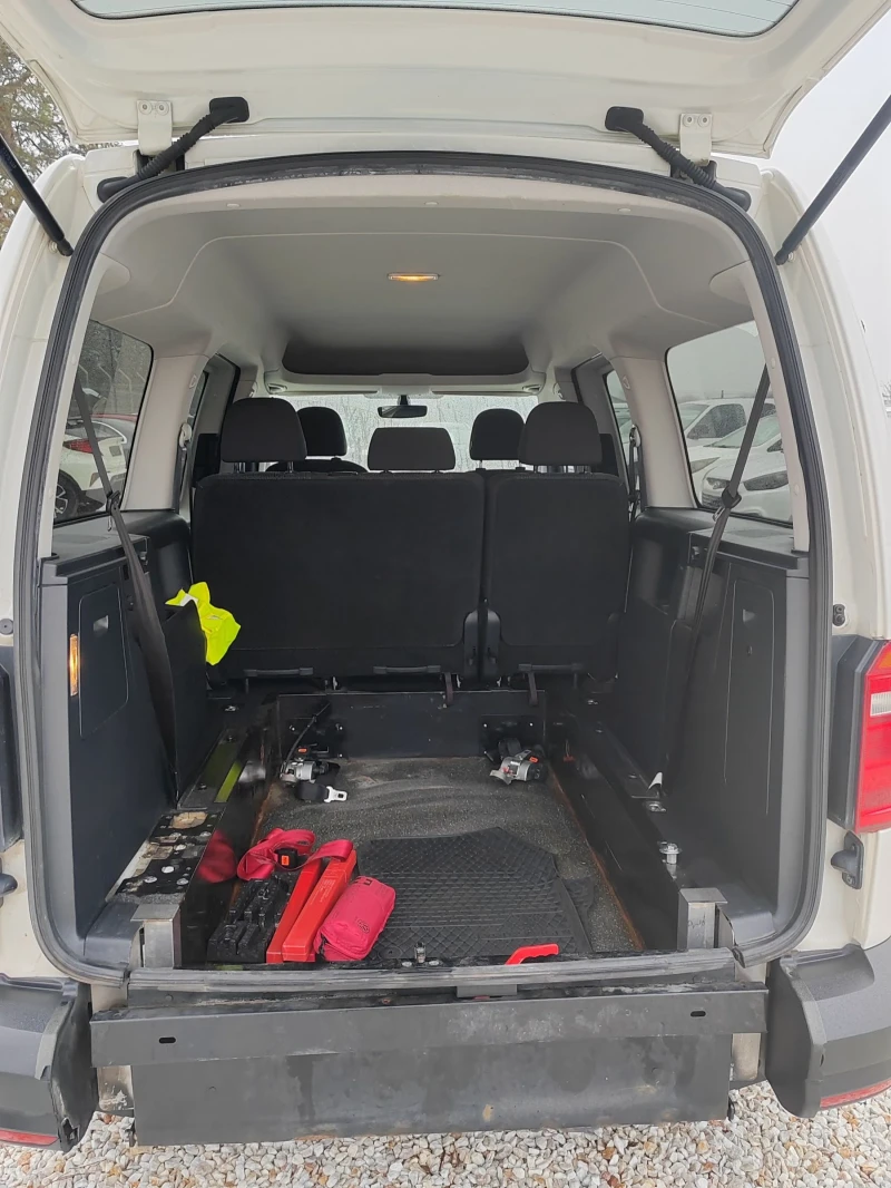 VW Caddy 2.0, 150к.с. Инвалиден, снимка 7 - Автомобили и джипове - 52672285