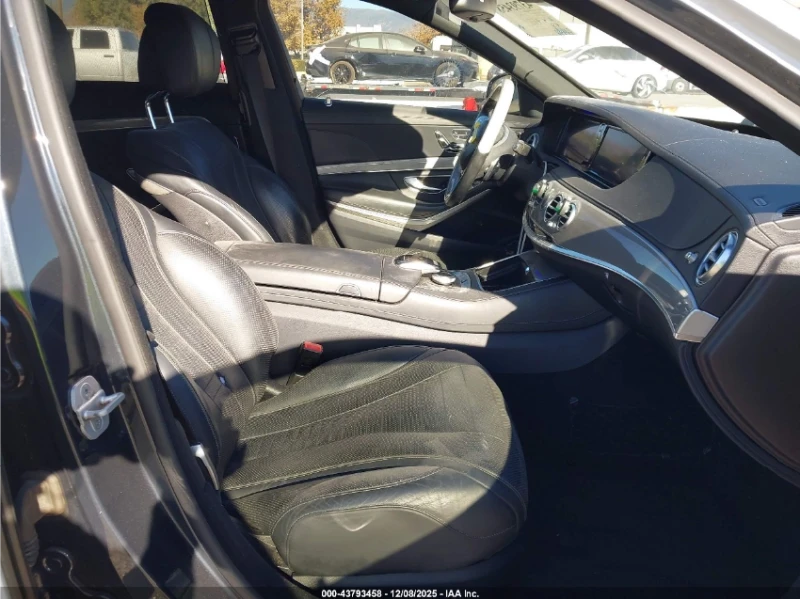 Mercedes-Benz S 550 4MATIC| DISTRONIC| LANE ASSIST| BURMESTER| PANOROO, снимка 9 - Автомобили и джипове - 52740099
