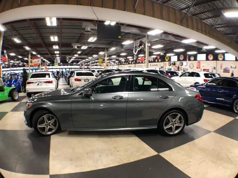 Mercedes-Benz C 300 * ФИКСИРАНА ЦЕНА * CARFAX* ОПЦИЯ ЗА ФИНАНСИРАНЕ* , снимка 4 - Автомобили и джипове - 53231704