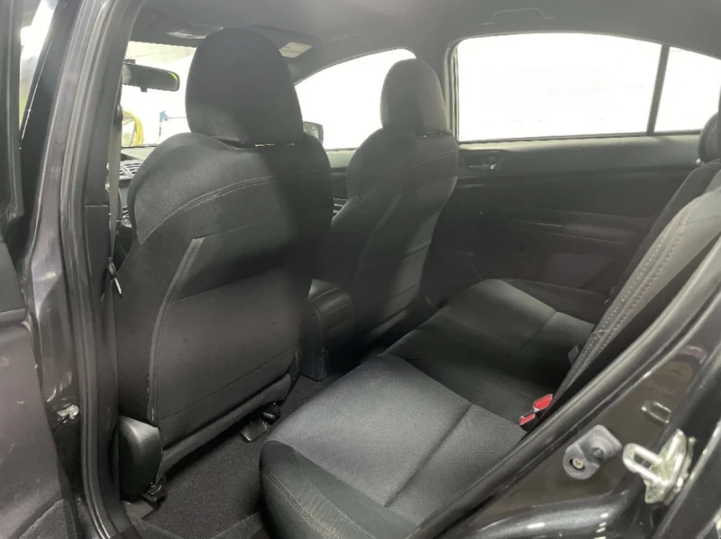 Subaru WRX, снимка 10 - Автомобили и джипове - 53403941