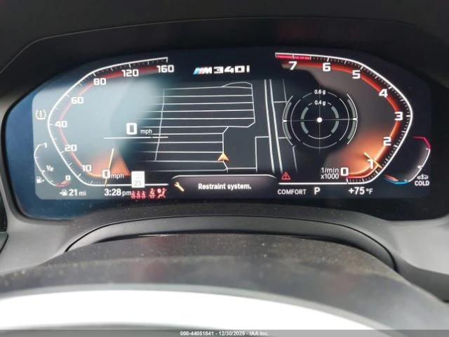 BMW 340 M340* Keyless* Подгреви* Амбиент* HUD, снимка 8 - Автомобили и джипове - 53123584
