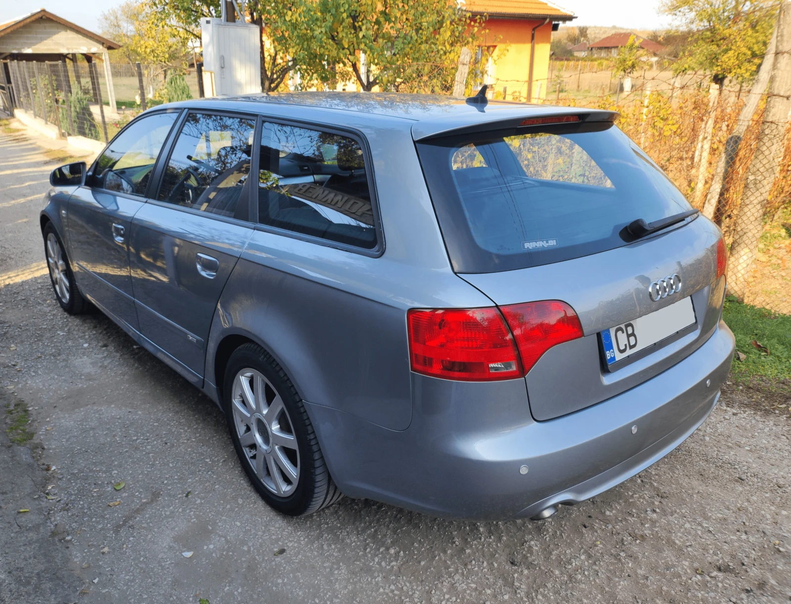 Audi A4 2.0TDI 170HP Quattro S-line - изображение 5