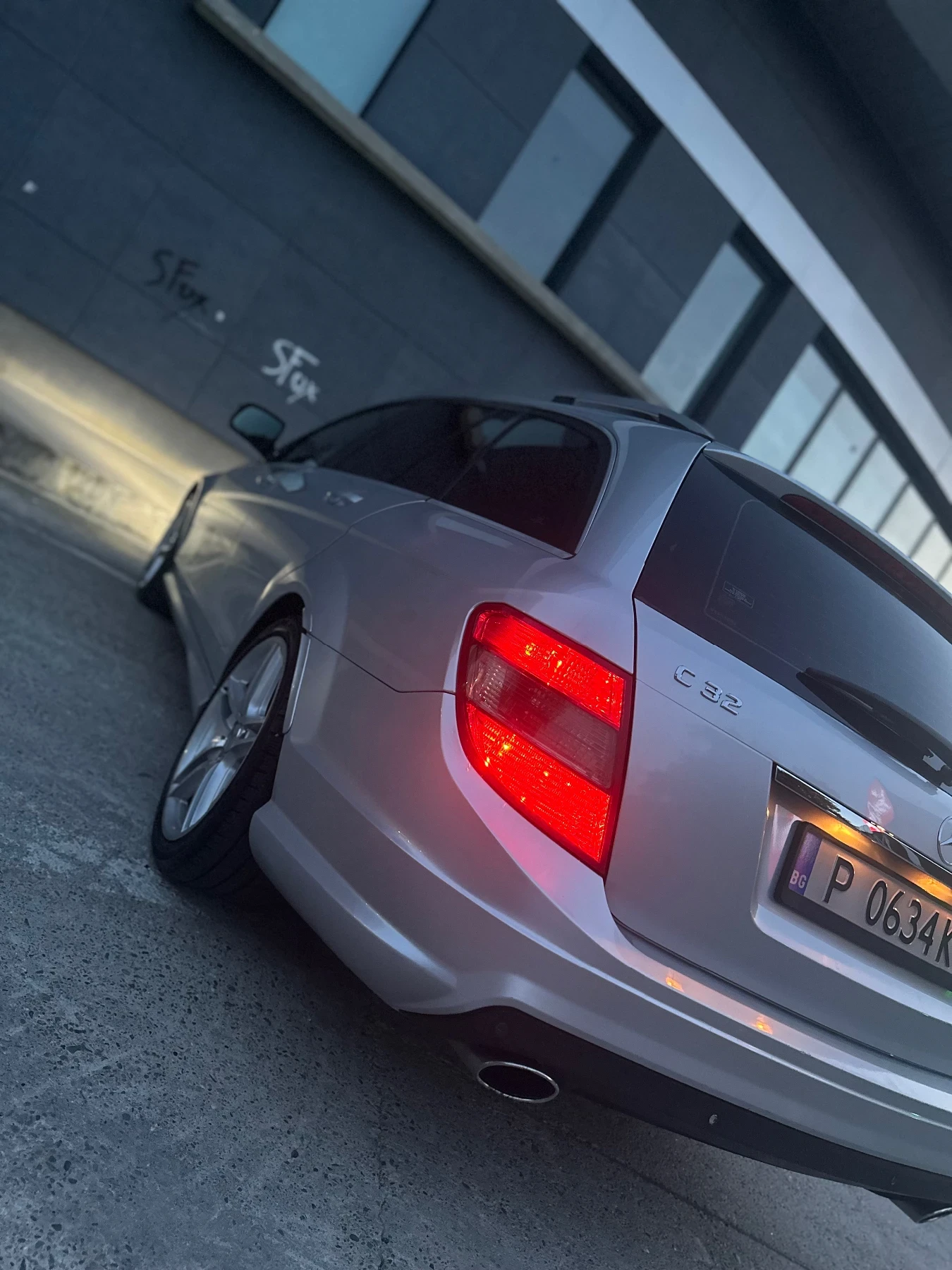 Mercedes-Benz C 320 C32 AMG - изображение 6