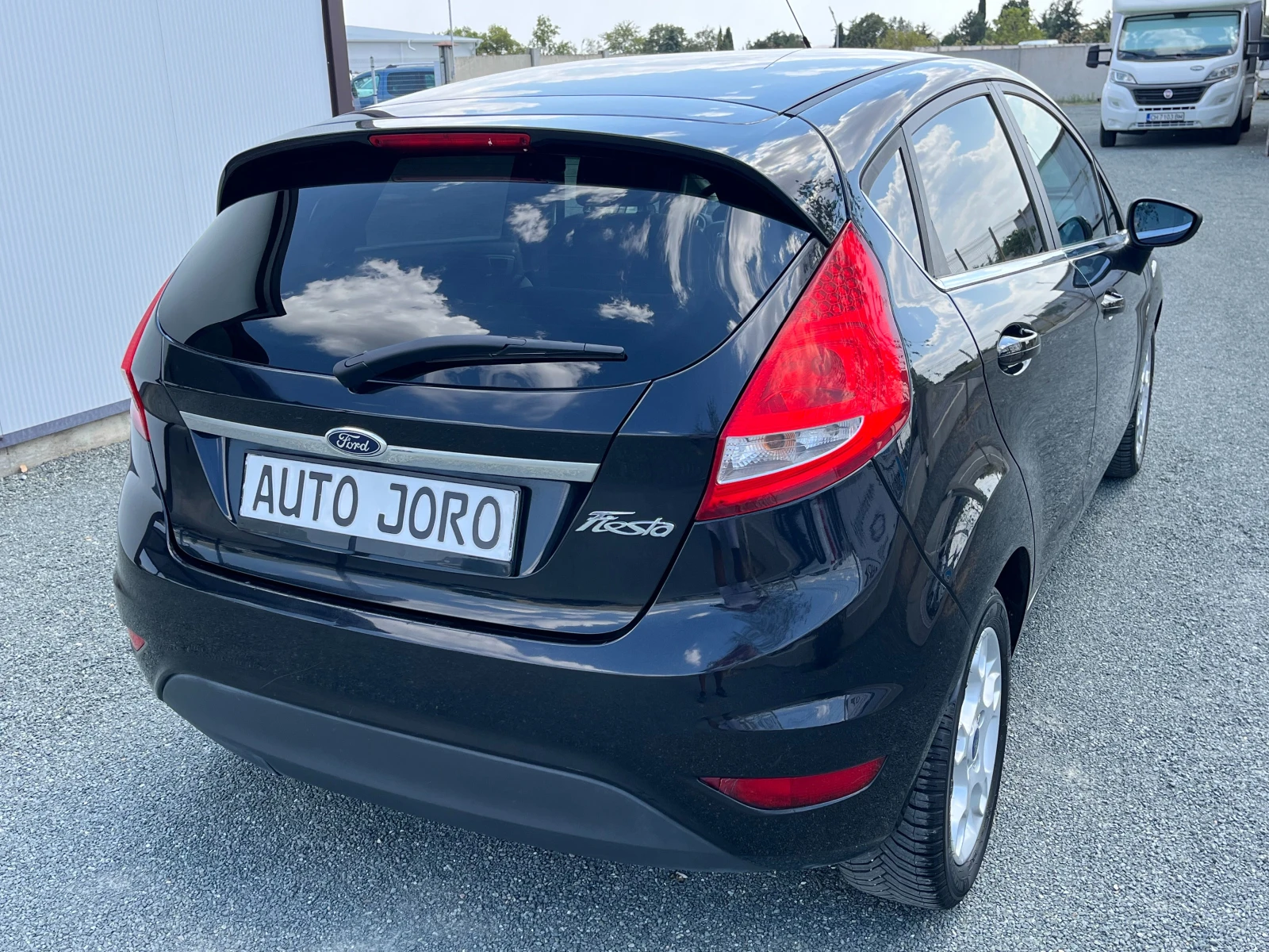 Ford Fiesta 1.4i-ГАЗ - изображение 4