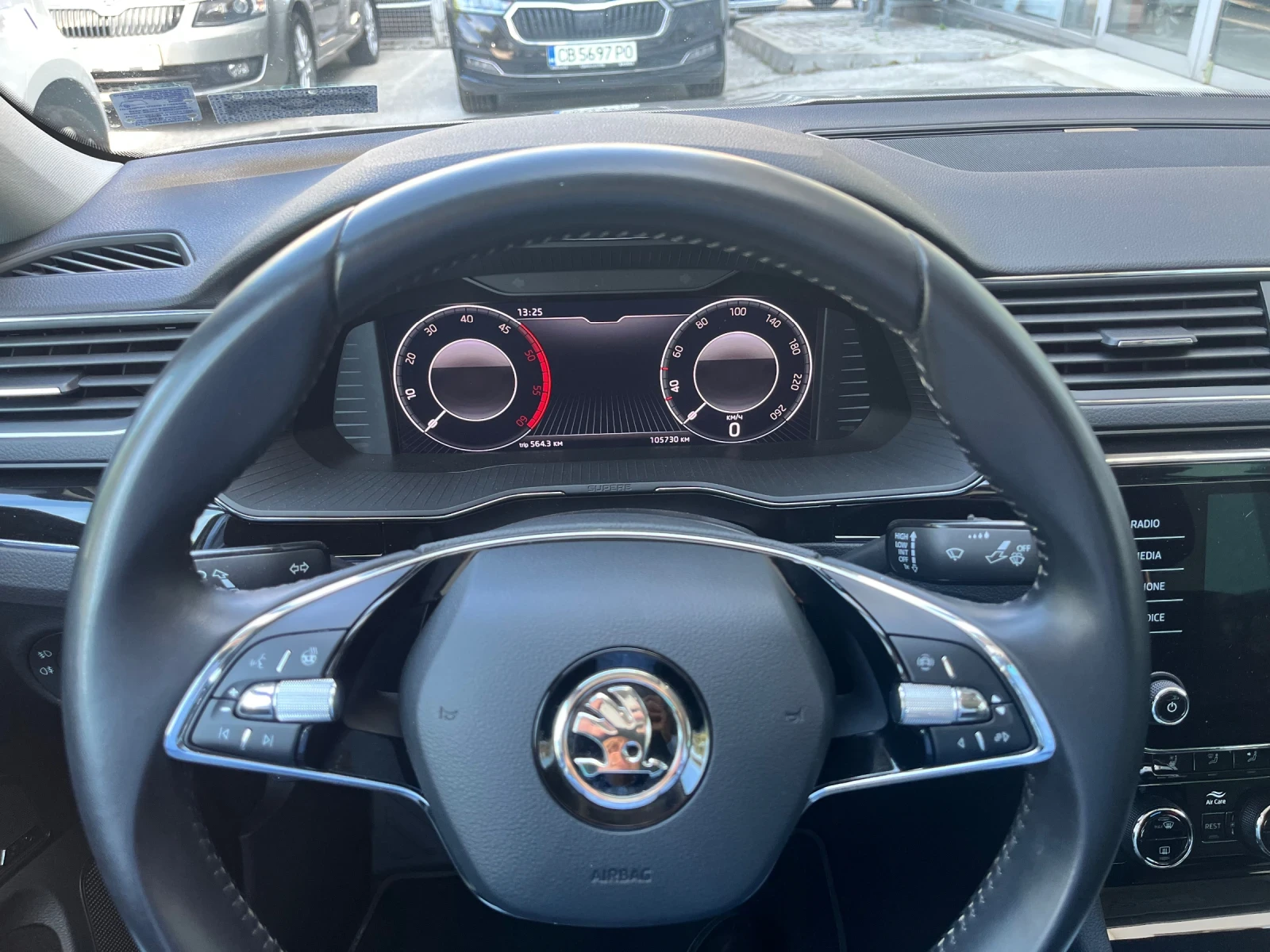 Skoda Superb 2.0TDI 7DSG 4X4 - изображение 10