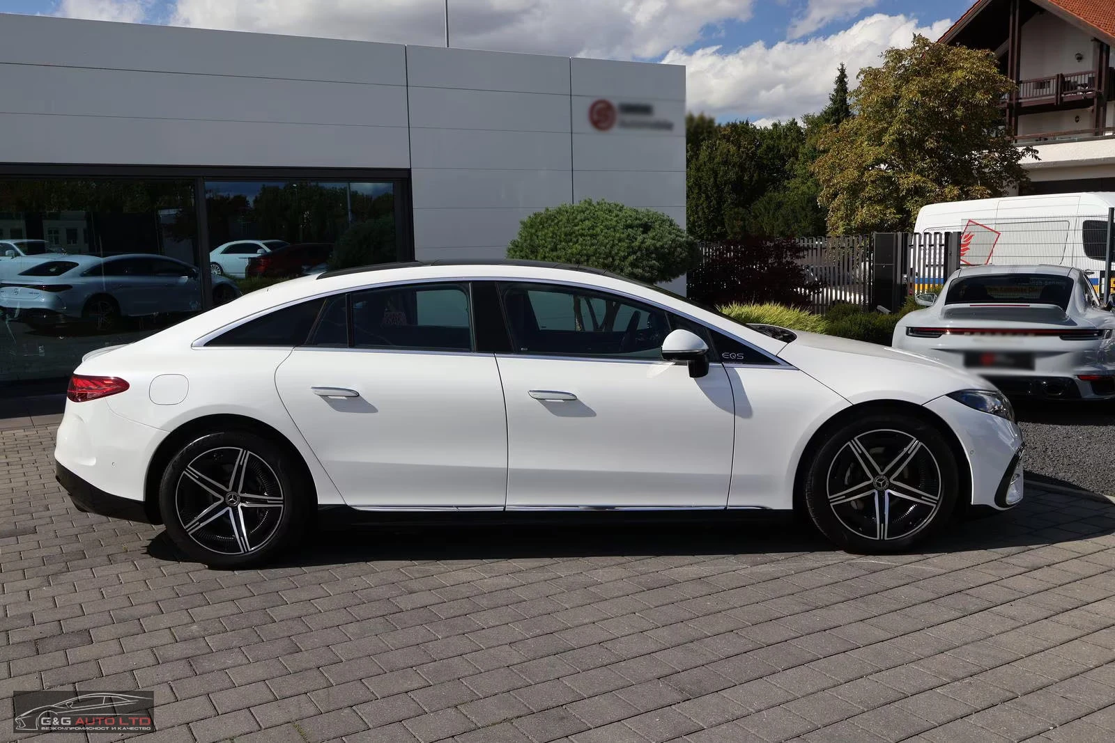 Mercedes-Benz EQS 580/AMG/4M/544HP/PANO/360/H.-SCREEN/PREMIUM+ /765f - изображение 6