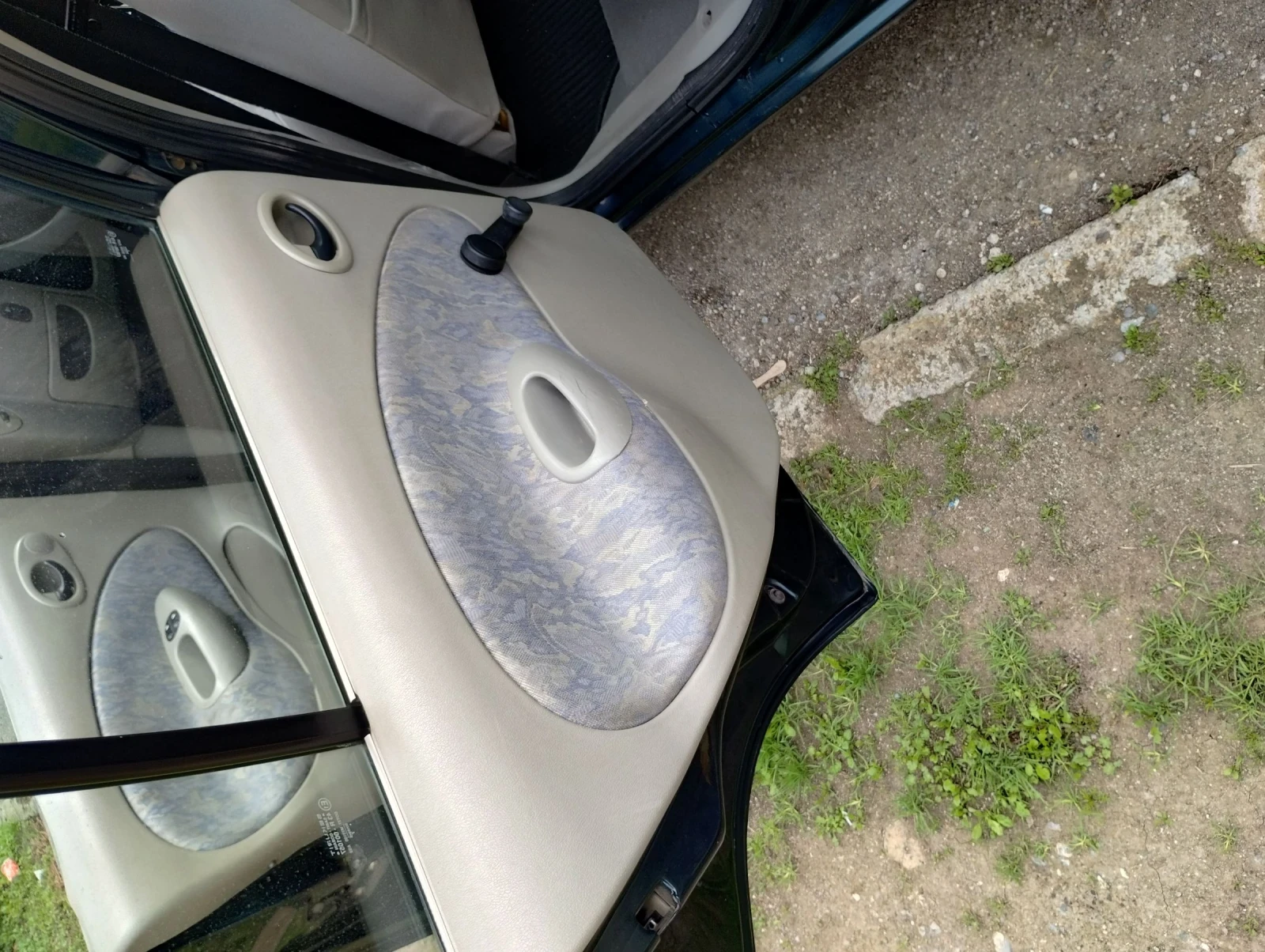 Ford Fiesta 1, 3 klima - изображение 6