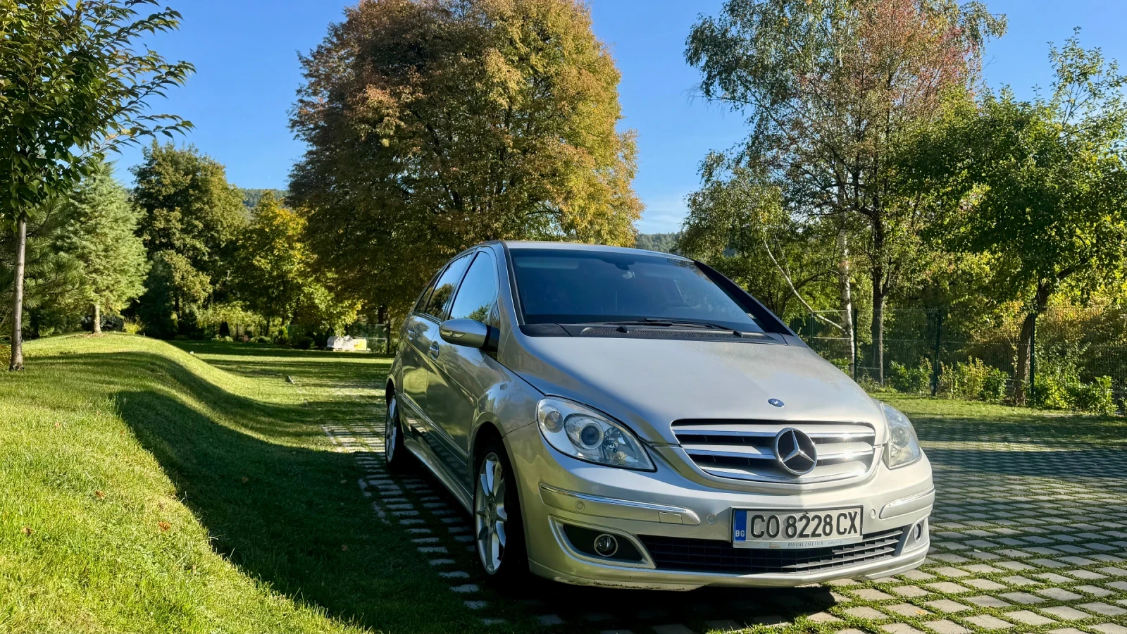 Mercedes-Benz B 200 CDI, снимка 5 - Автомобили и джипове - 56217802