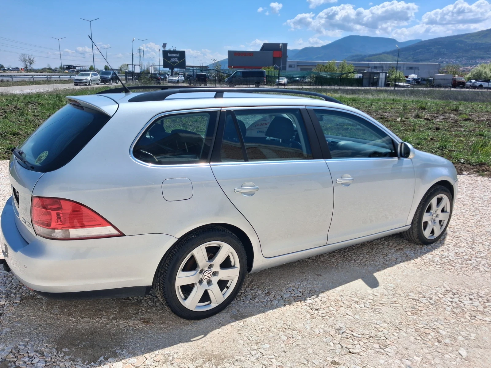 VW Golf, снимка 5 - Автомобили и джипове - 54244422