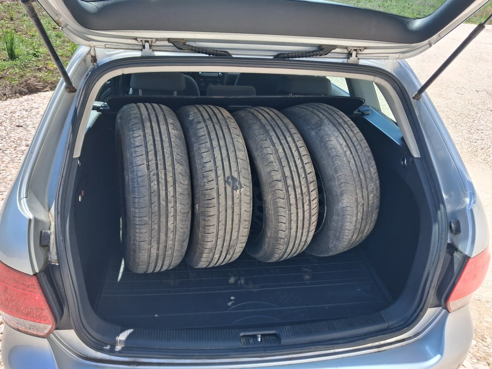 VW Golf, снимка 7 - Автомобили и джипове - 54244422