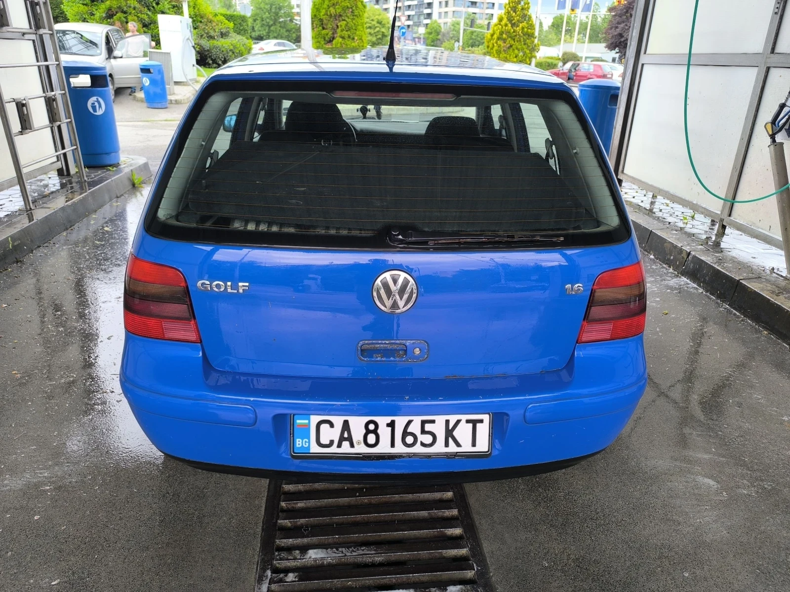 VW Golf 1.6 SR Highline, снимка 6 - Автомобили и джипове - 54650730