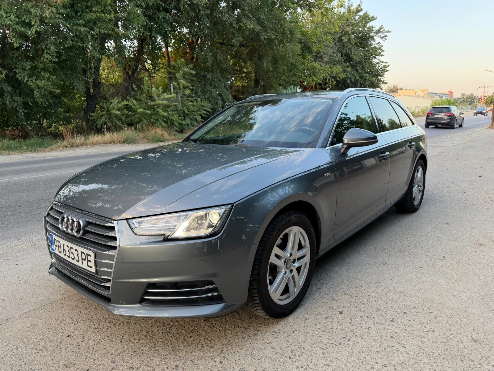Audi A4 2.0i 190�� ���.��� 132�.�� ���������-7�� ������� | Mobile.bg � ����������� 2