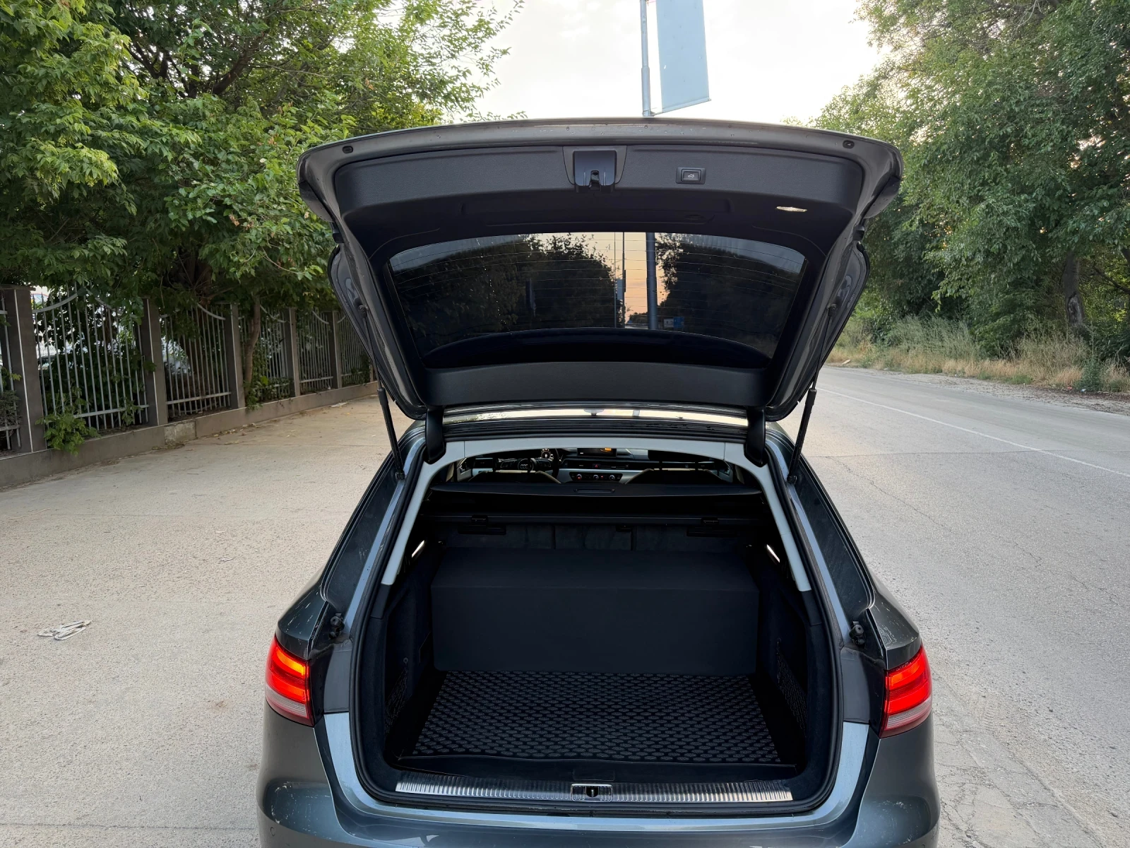 Audi A4 2.0i 190�� ���.��� 132�.�� ���������-7�� ������� | Mobile.bg � ����������� 7
