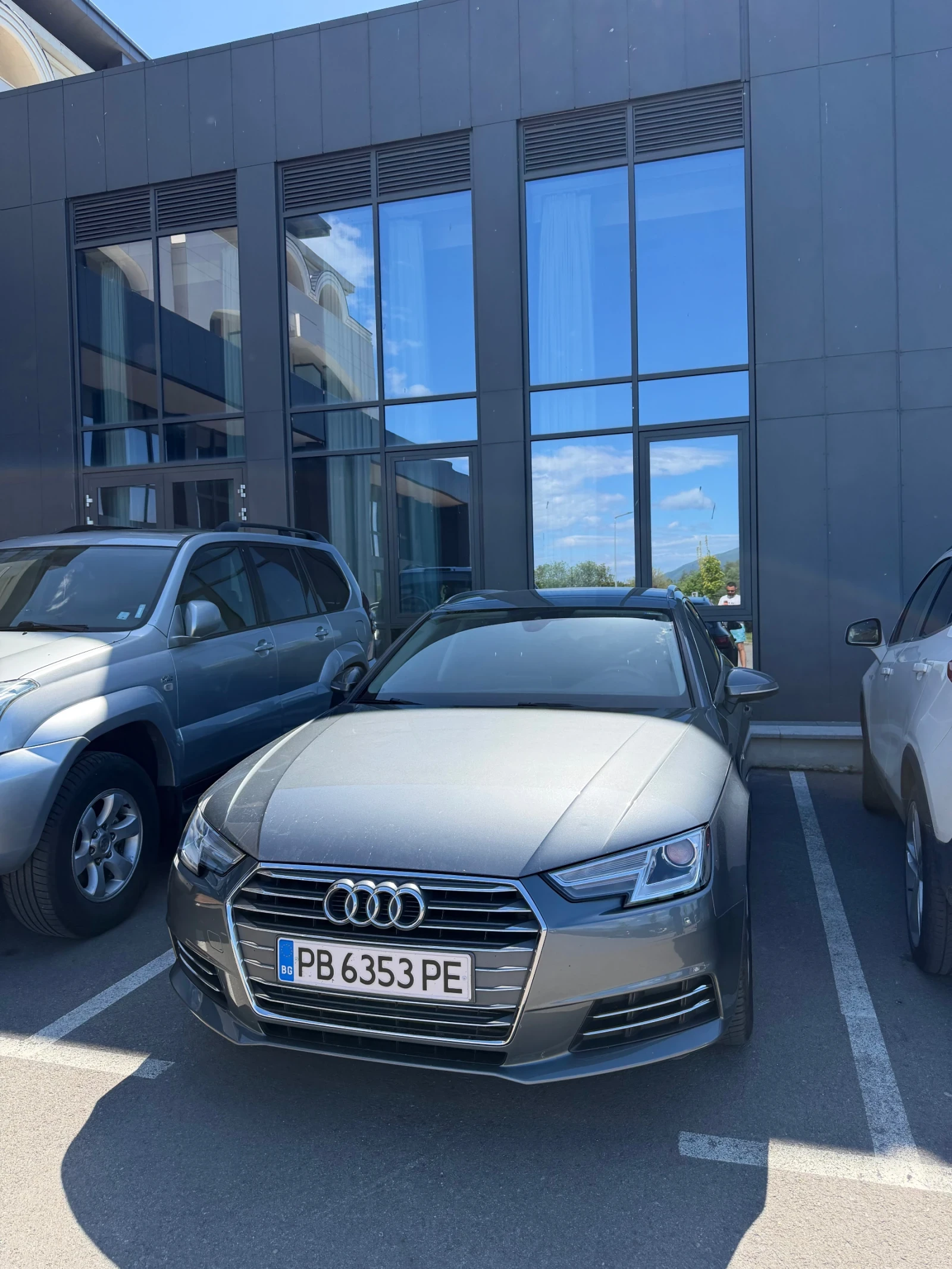 Audi A4 2.0i 190кс Газ.инж 132х.км Автоматик-7ск Дигитал