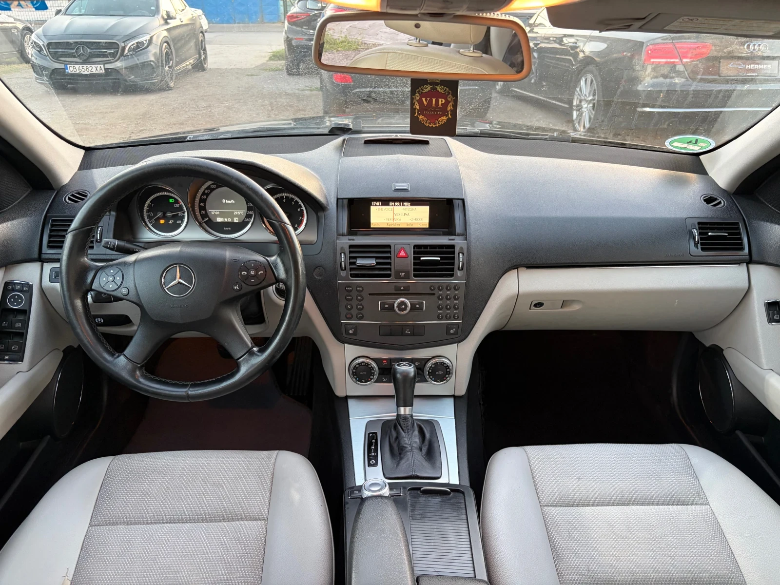 Mercedes-Benz C 200, снимка 13 - Автомобили и джипове - 55864466