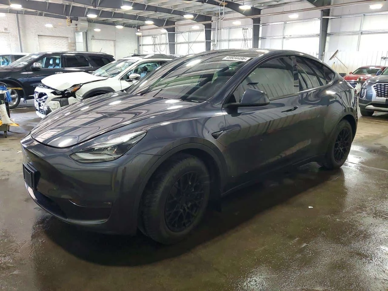 Tesla Model Y Long Range / Carfax / Застраховател 