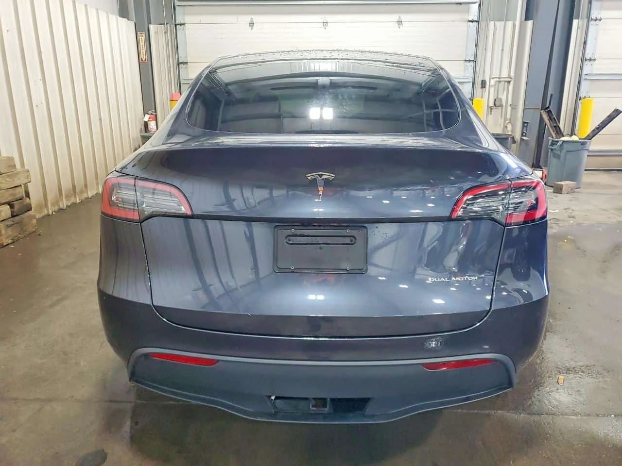 Tesla Model Y Long Range / Carfax / Застраховател , снимка 6 - Автомобили и джипове - 56168946