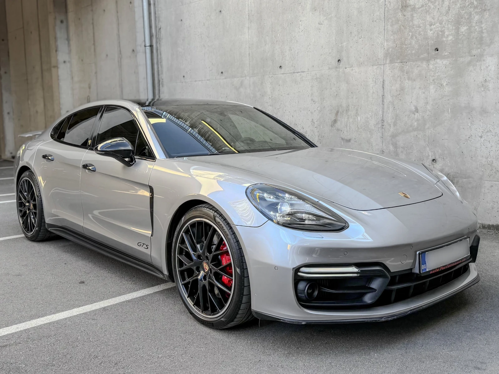 Porsche Panamera GTS 4.0 v8