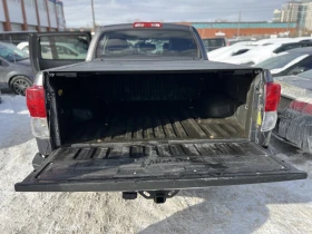 Toyota Tundra JBL* CREWMAX* 5.7* ПОДГРЕВ* КОЖА* КАМЕРА* ОБДУХВАН - 16160 € / 31606.21 лв. - 81725322 7