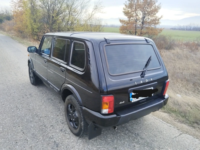 Lada Niva URBAN, снимка 8 - Автомобили и джипове - 48137040