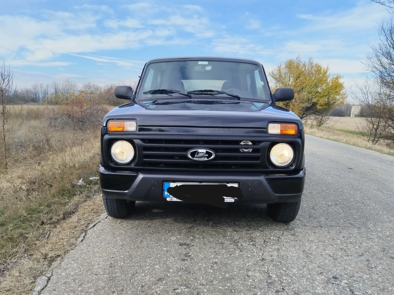 Lada Niva URBAN, снимка 3 - Автомобили и джипове - 48137040