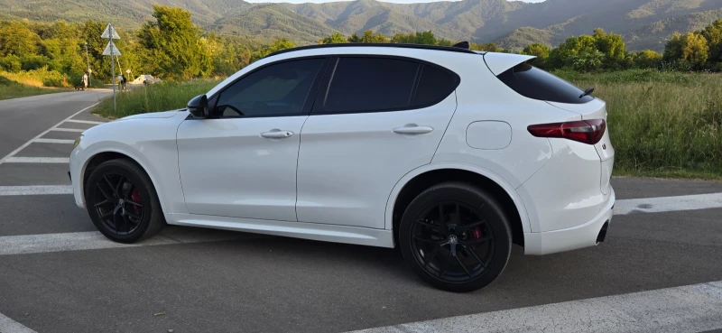 Alfa Romeo Stelvio Q4 Ti 2.0 Turbo 4x4, снимка 6 - Автомобили и джипове - 52218334