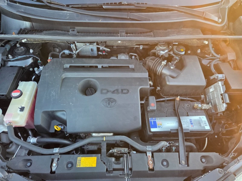 Toyota Rav4 2.2 D4D 150hp, снимка 16 - Автомобили и джипове - 52750109