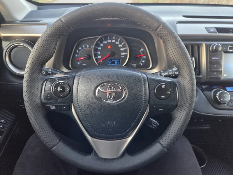 Toyota Rav4 2.2 D4D 150hp, снимка 7 - Автомобили и джипове - 52750109