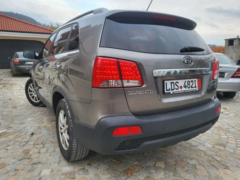 Kia Sorento 2.2 CRDI , снимка 7 - Автомобили и джипове - 52590773