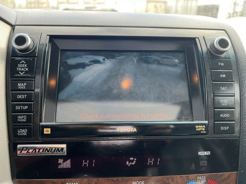 Toyota Tundra JBL* CREWMAX* 5.7* ПОДГРЕВ* КОЖА* КАМЕРА* ОБДУХВАН, снимка 14 - Автомобили и джипове - 53251631