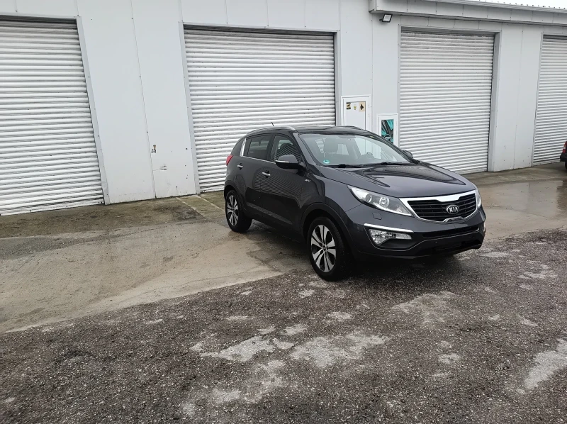 Kia Sportage 2.0crdi AWD, снимка 5 - Автомобили и джипове - 53445705