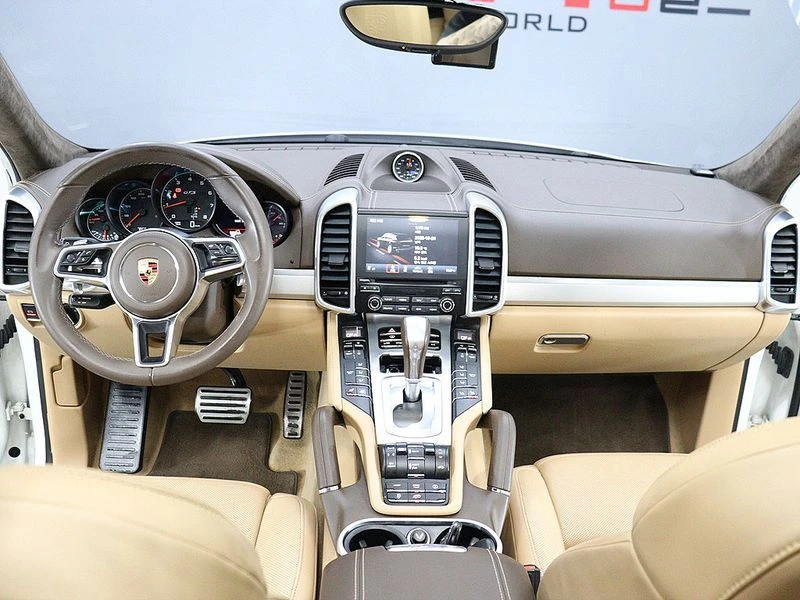 Porsche Cayenne 3.6 GTS| 440к.с.| ВКЛ.ТЕХНОТЕСТ, снимка 13 - Автомобили и джипове - 55174138