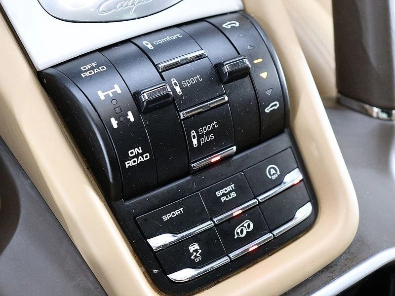 Porsche Cayenne 3.6 GTS| 440к.с.| ВКЛ.ТЕХНОТЕСТ, снимка 10 - Автомобили и джипове - 55174138