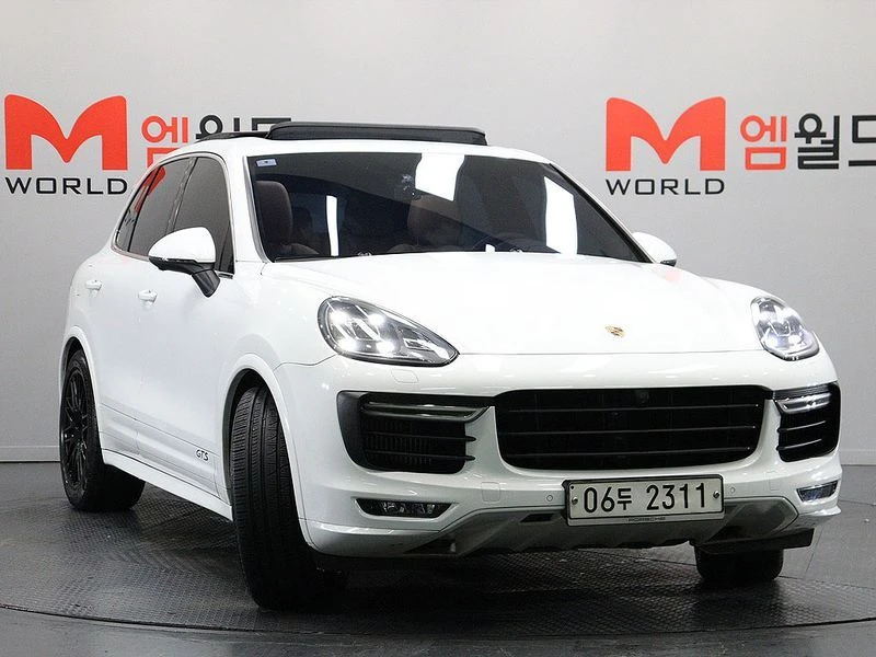 Porsche Cayenne 3.6 GTS| 440к.с.| ВКЛ.ТЕХНОТЕСТ, снимка 2 - Автомобили и джипове - 55174138