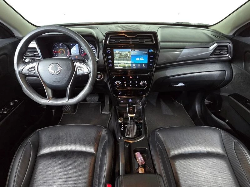 SsangYong Tivoli 1.6 673910 Automatic, снимка 7 - Автомобили и джипове - 55749466