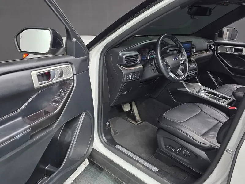 Ford Explorer 3.0 - САМО 30% АВАНС, снимка 10 - Автомобили и джипове - 56292860