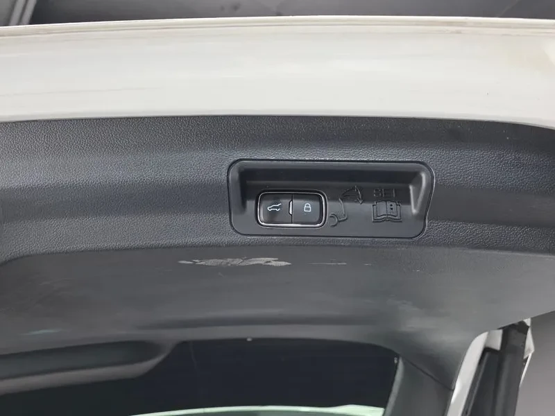 Ford Explorer 3.0 - САМО 30% АВАНС, снимка 16 - Автомобили и джипове - 56292860
