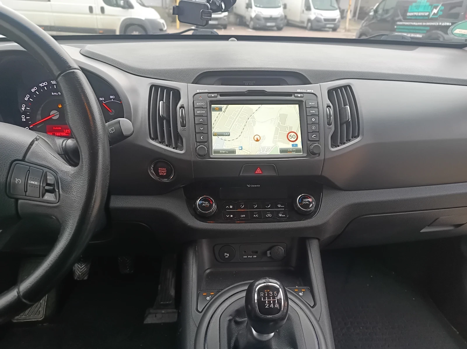 Kia Sportage 2.0crdi AWD - изображение 9