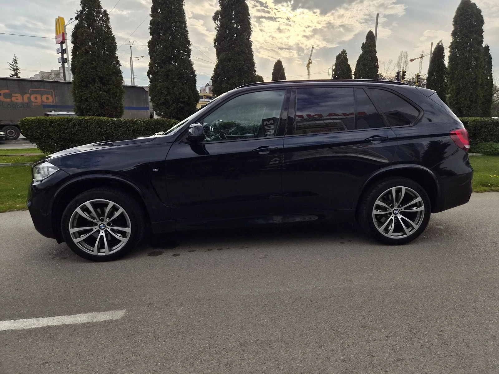 BMW X5 M sport ОБСЛУЖЕН , снимка 8 - Автомобили и джипове - 54194662