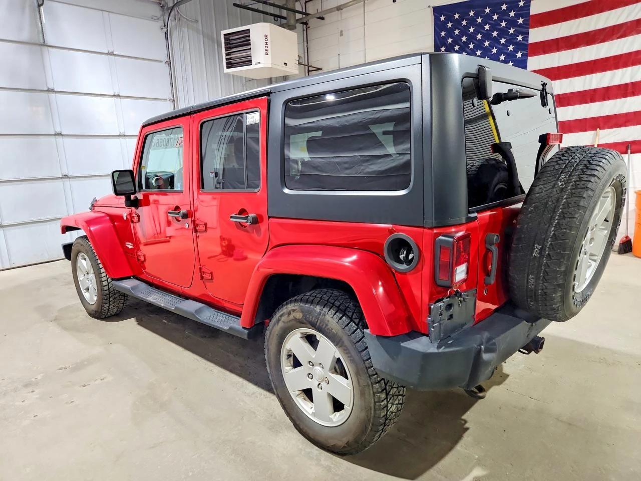 Jeep Wrangler UNLIMITED SAHARA, снимка 4 - Автомобили и джипове - 54932657