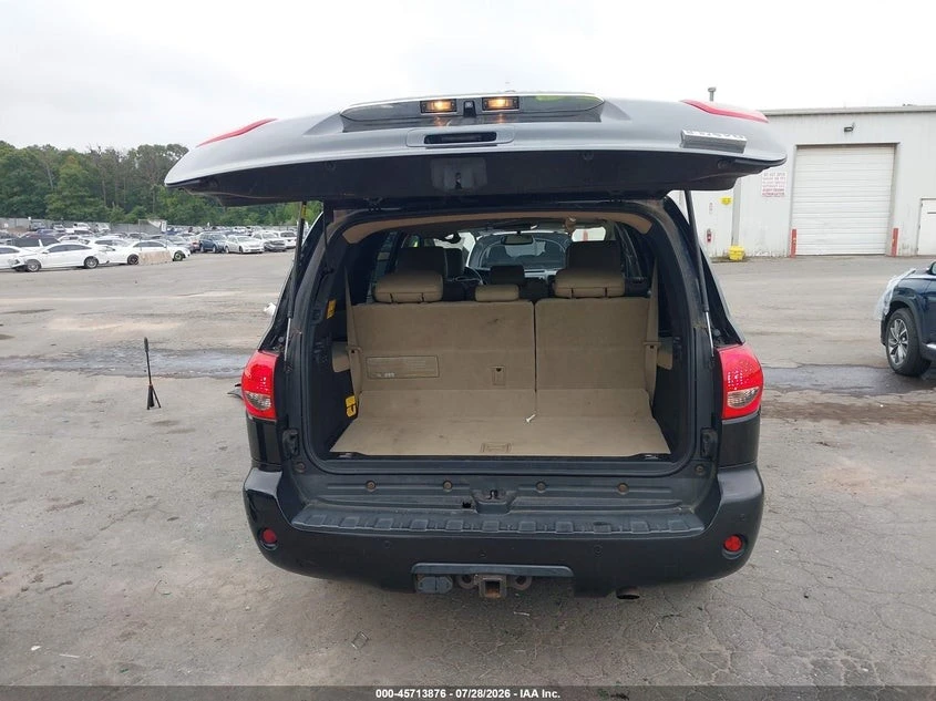 Toyota Sequoia LIMITED* 5.7L* V8* ПОДГРЕВ* КОЖА* КАМЕРА* , снимка 10 - Автомобили и джипове - 55540579