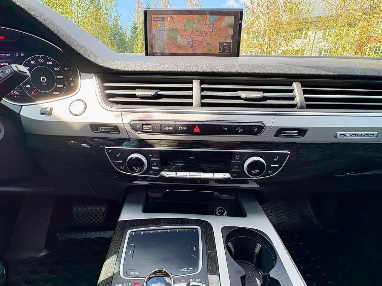 Audi Q7  3.0T Technik / 360 / DIS / HUD /BOSE / CARFAX , снимка 5 - Автомобили и джипове - 55677605
